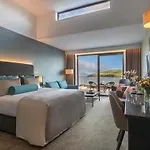 Skellig